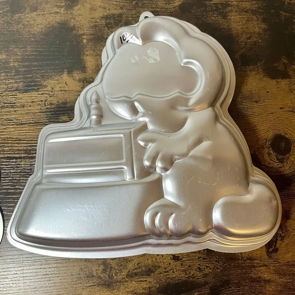 Wilton Garfield Cake Pan Set 2 Vintage Aluminum Character Molds 2105-2447